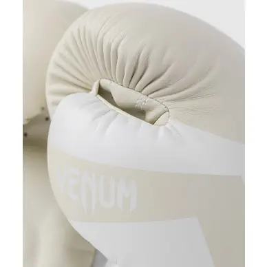 Gants de boxe Venum Elite - 14