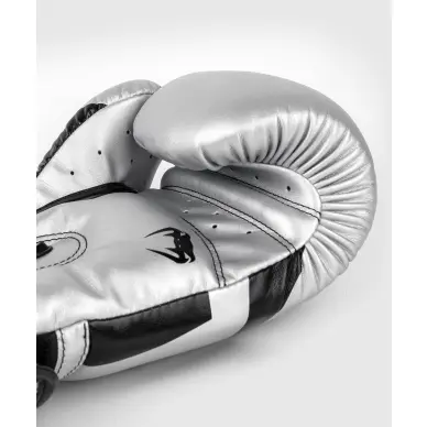 Gants de boxe Venum Elite - 24