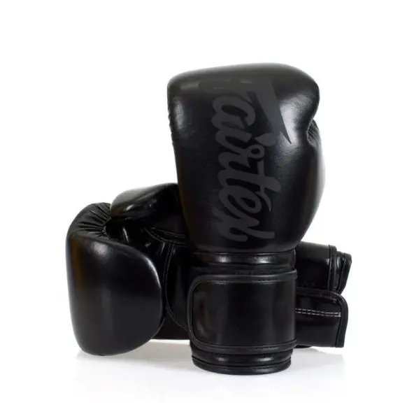 Gants de boxe d'entraînement Fairtex Solid Black