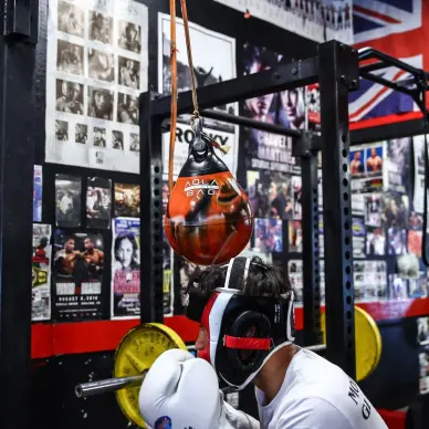 Sac de Frappe Aquabag Headhunter 7 kg -15 lb - 8