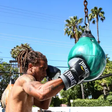 Sac de Frappe Aquabag Headhunter 15 kg - 35 lb - 10