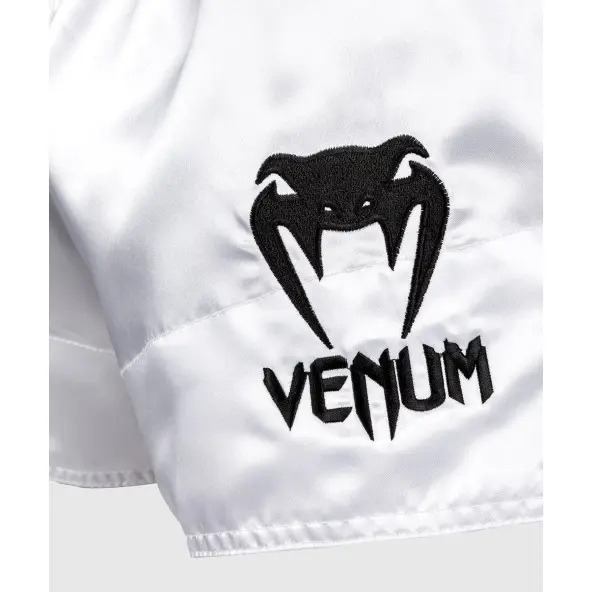 Short de Boxe Thaï Venum Classic Blanc/Noir