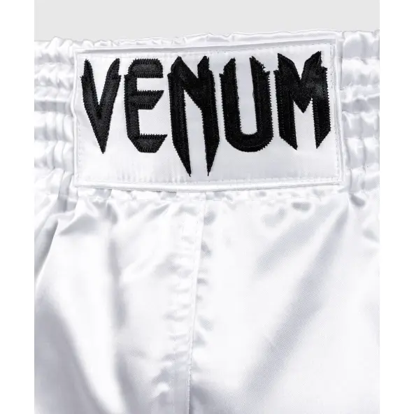 Short de Boxe Thaï Venum Classic Blanc/Noir
