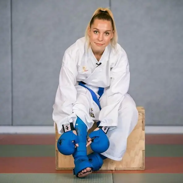 Gants de karaté FFK