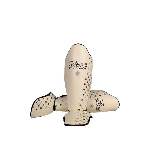 Protège-tibias et pieds Fairtex SP5 100% cuir