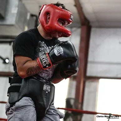 Gants de Boxe Cleto Reyes Pro Sparring 100% cuir - 18