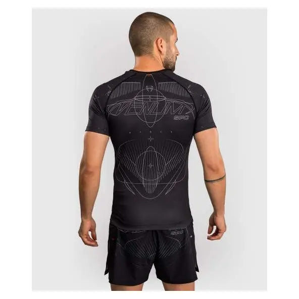 Rashguard Venum Eclipse manches courtes Noir/Ivoire