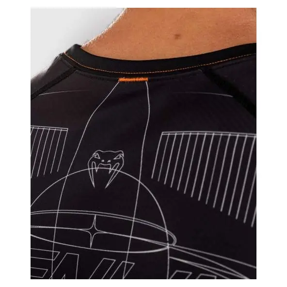 Rashguard Venum Eclipse manches courtes Noir/Ivoire