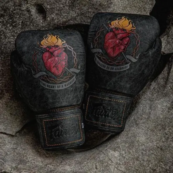 Gants de boxe Fairtex Atencio le Coeur de Guerrier