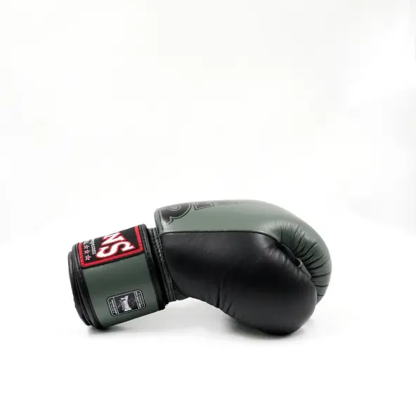 Gants de boxe Twins BGVL 8