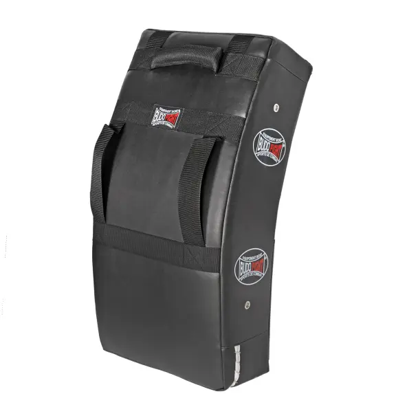 Bouclier de Frappe Incurvé