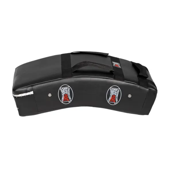 Bouclier de Frappe Incurvé